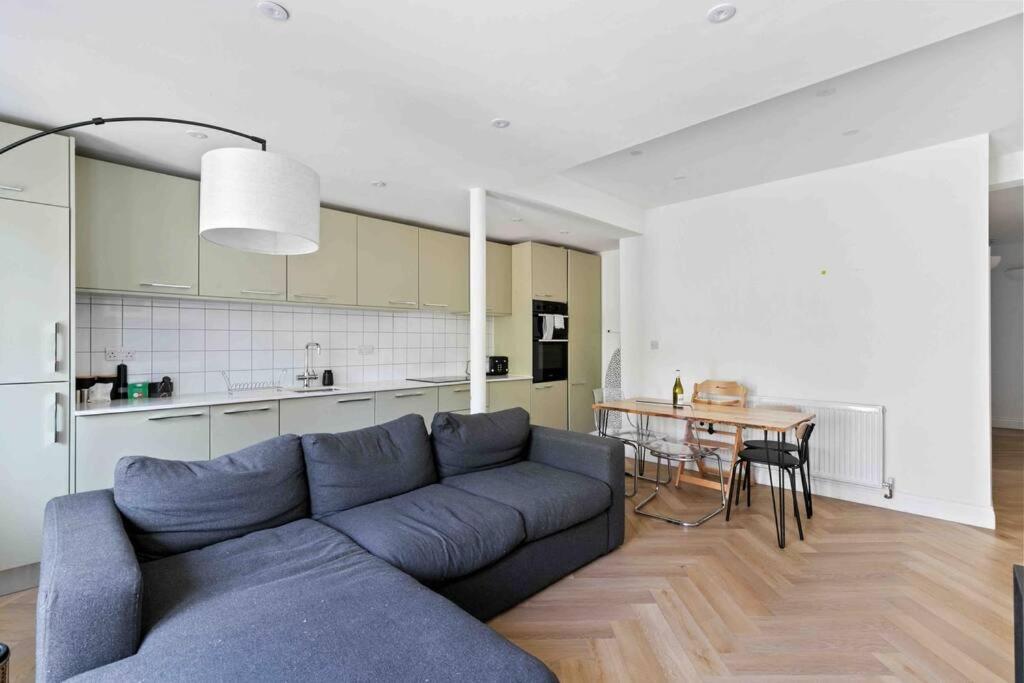 Modern 3 Bed Apartment In Tottenham Londra Esterno foto