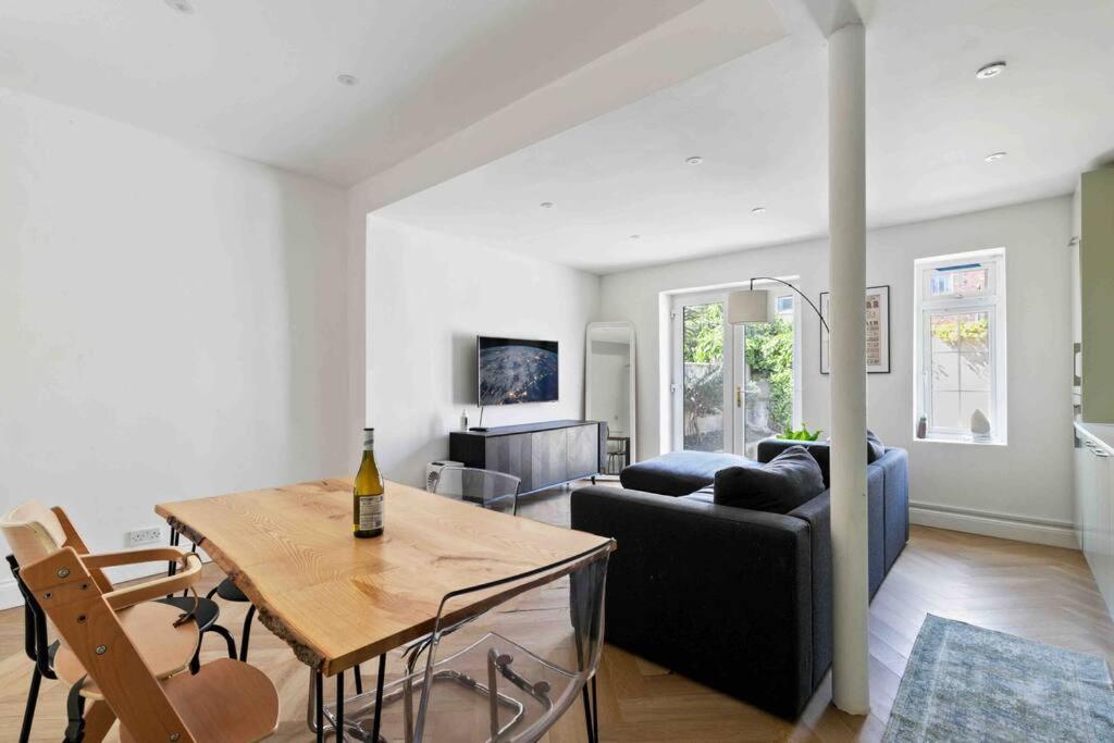 Modern 3 Bed Apartment In Tottenham Londra Esterno foto